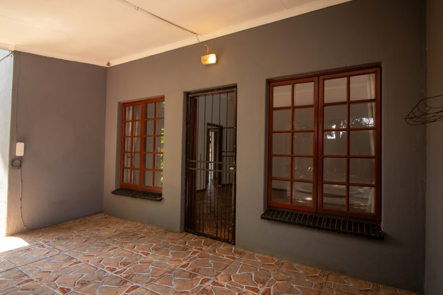 3 Bedroom Property for Sale in Geelhoutpark North West